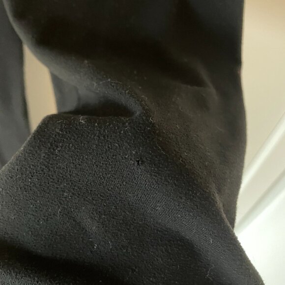 Lululemon Wunder Under Pant, Black, Size 8 - Picture 2 of 4